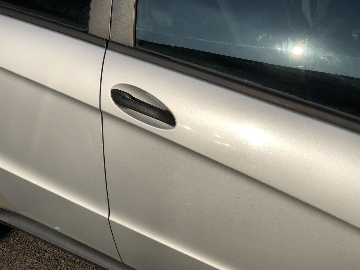 Mercedes A-Klasse W169 T&uuml;r vorn rechts Beifahrert&uuml;r 5 t&uuml;r bis 08 ROST 761 silber