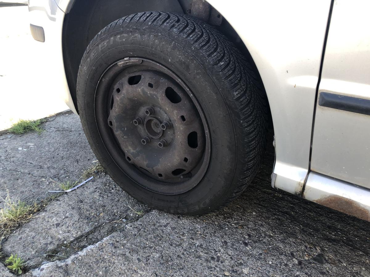 Skoda Fabia 6Y Kotflgel vorn links Fender Fahrerseite LF7T Diamantsilber