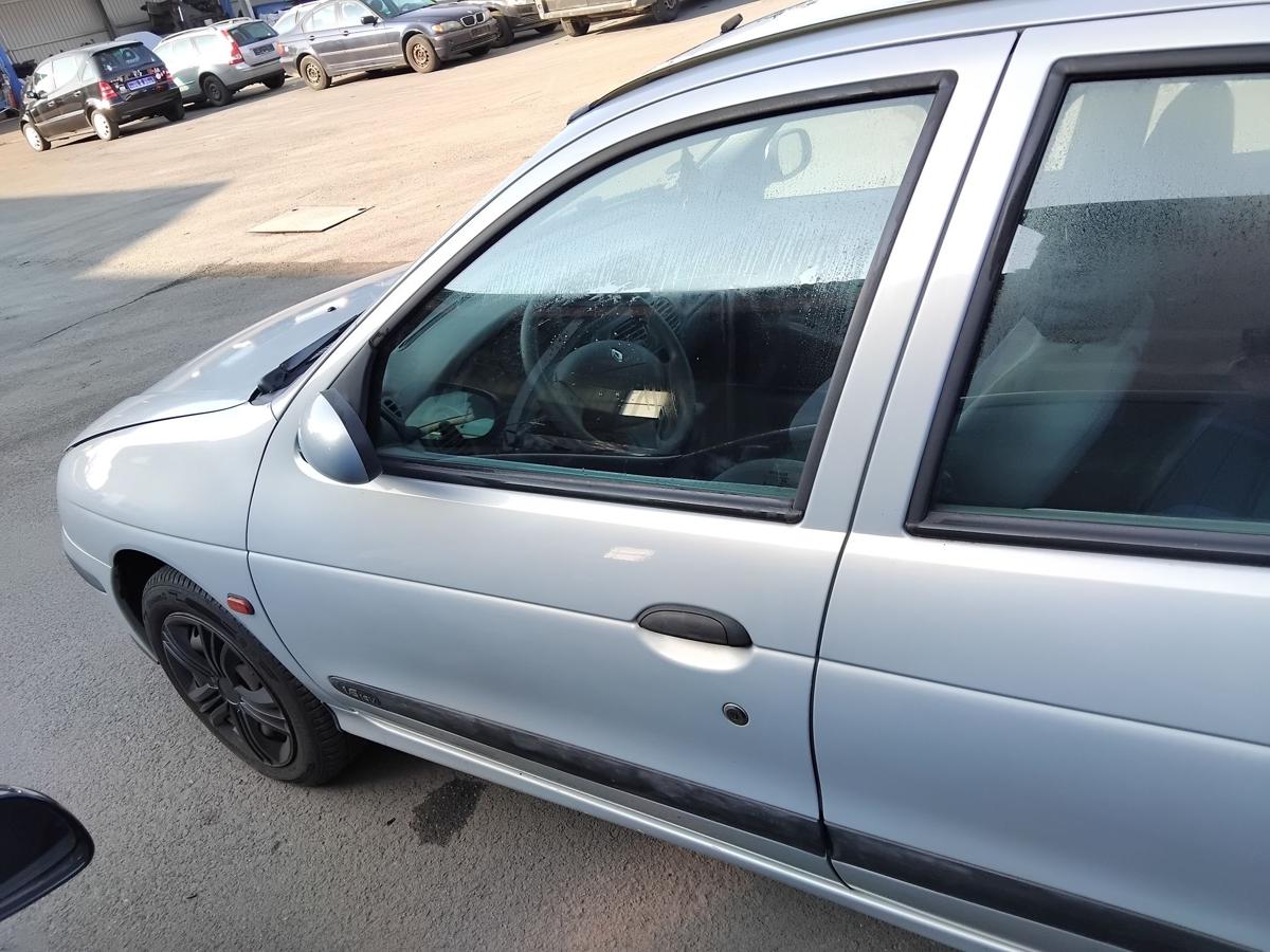 Renault Megane 1 BA T&uuml;r vorn links Fahrert&uuml;r 5-T&uuml;rer MV632 Gris Boreal BJ2001
