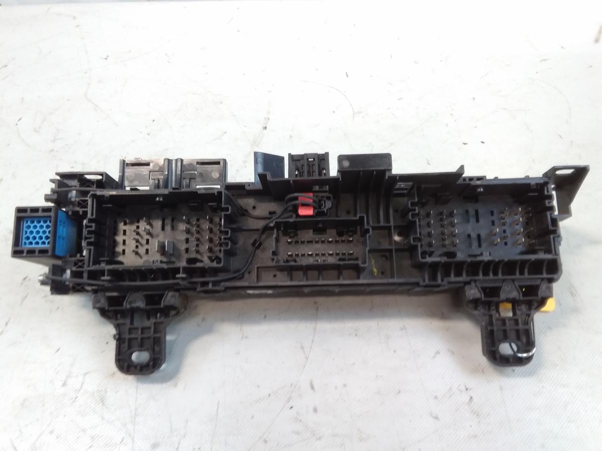 Tesla Model S original Sicherungsbox Sicherungskasten 1094405-00-C Bj.2019