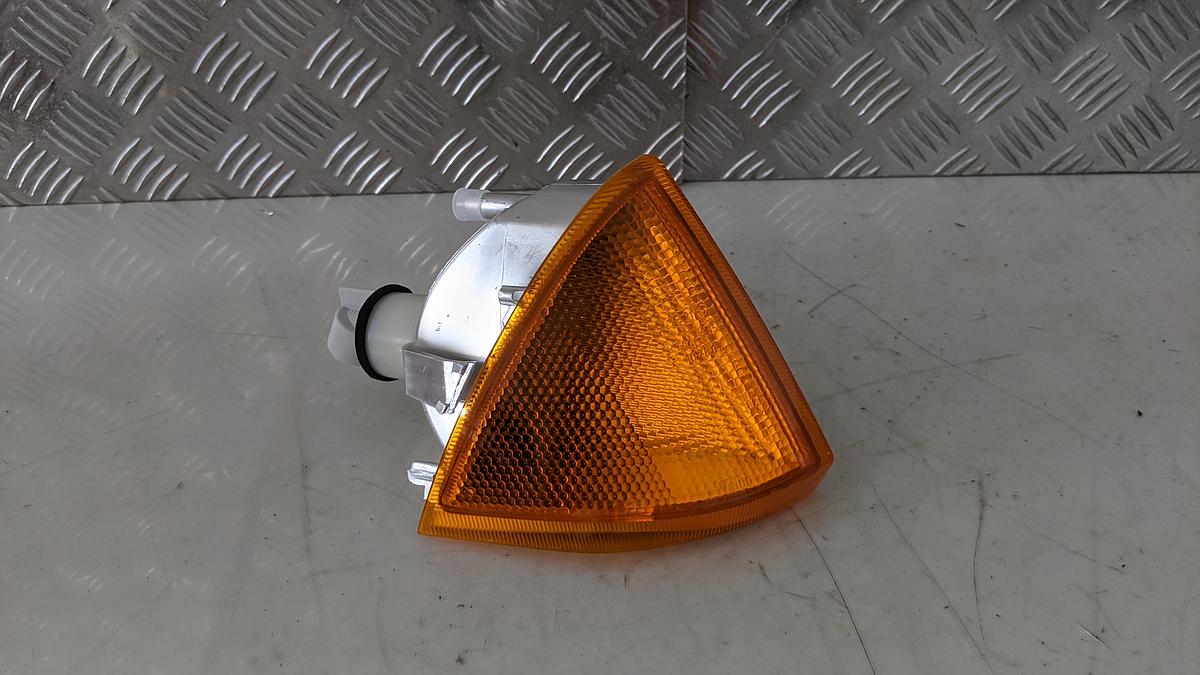 Citroen AX Blinkleuchte Blinker vorn rechts OE neu 95619021