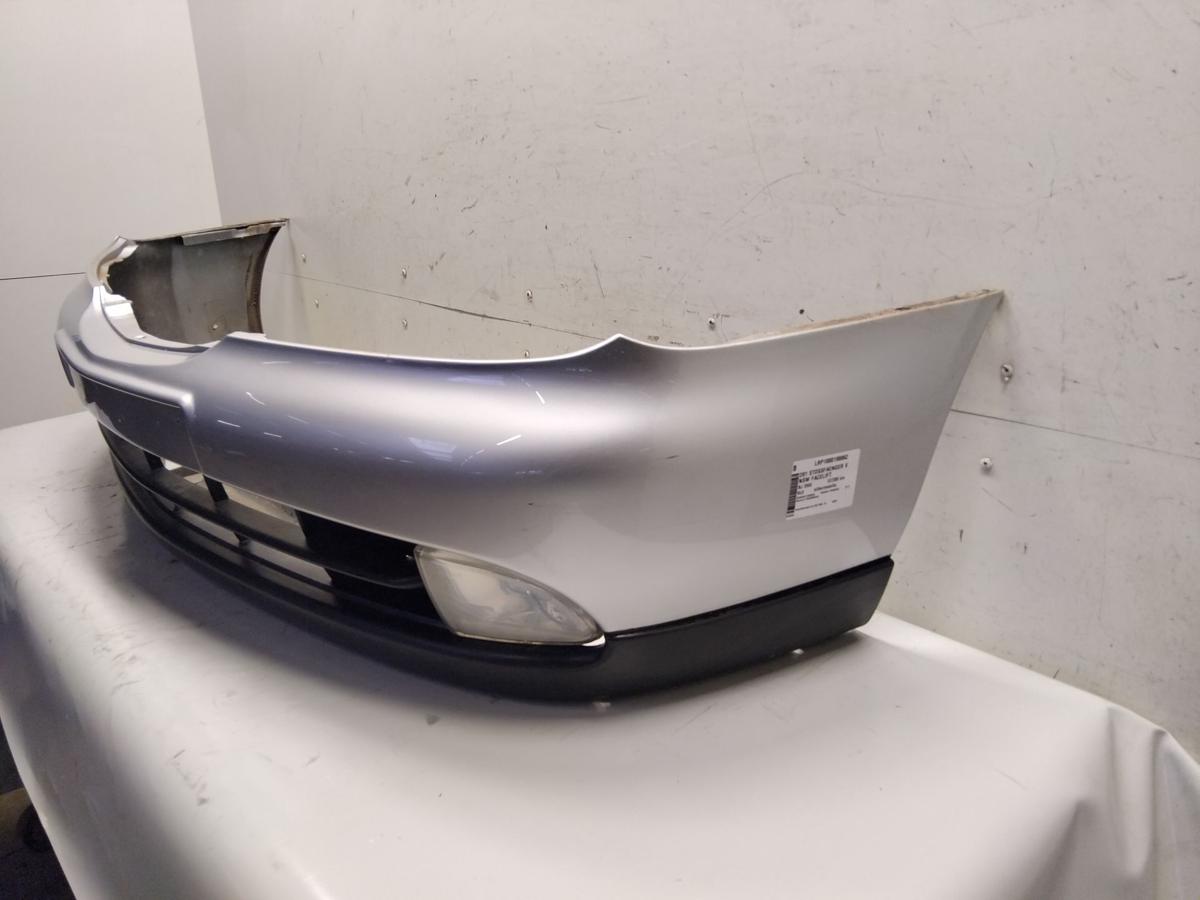 Nissan Primera P11 original Sto&szlig;f&auml;nger Sto&szlig;stange vorn KL0 silbermetallic BJ2000