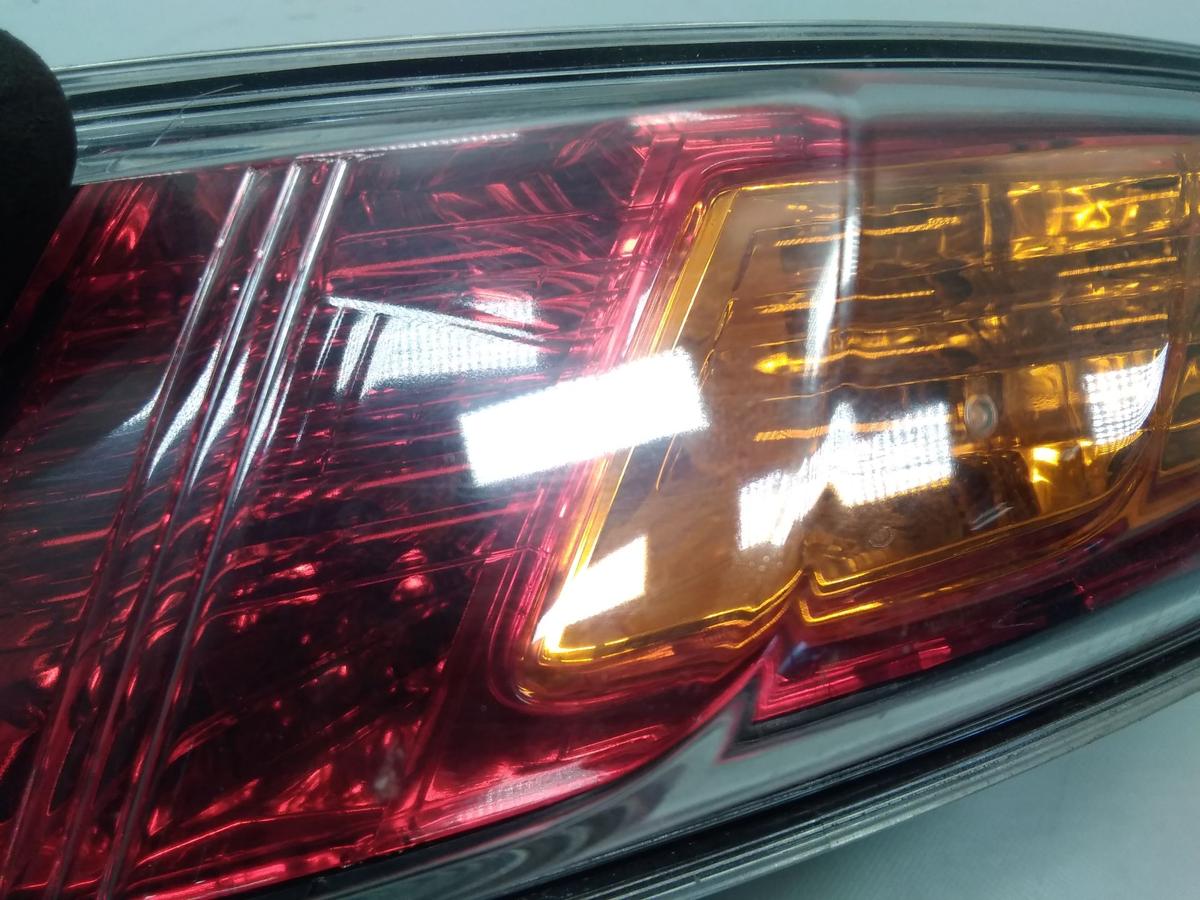 Honda Civic VIII FK original Rückleuchte Heckleuchte rechts aussen Koito BJ2008