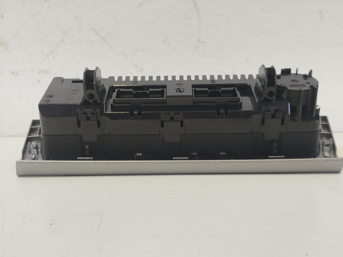 VW Polo 6R Klimabedienteil Heizungsregulierung Klimaautomatik OEM
