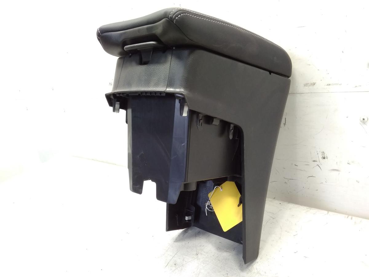 Mitsubishi Eclipse Cross original Armlehne Mittelarmlehne Konsole vorn