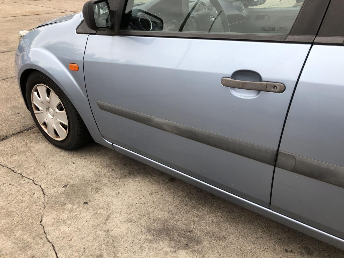 Ford Fiesta JD JH ab05 T&uuml;r vorn links Fahrert&uuml;r nur 5 t&uuml;rer J4 Tonic Rohbau