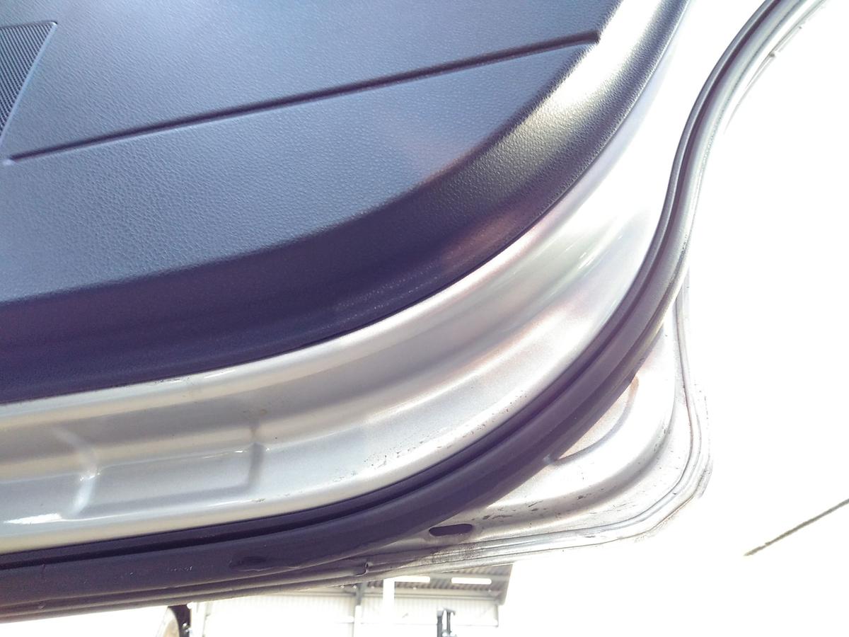 VW Polo 9N3 T&uuml;r hinten rechts reflexsilbermetallic LA7W Bj.2006