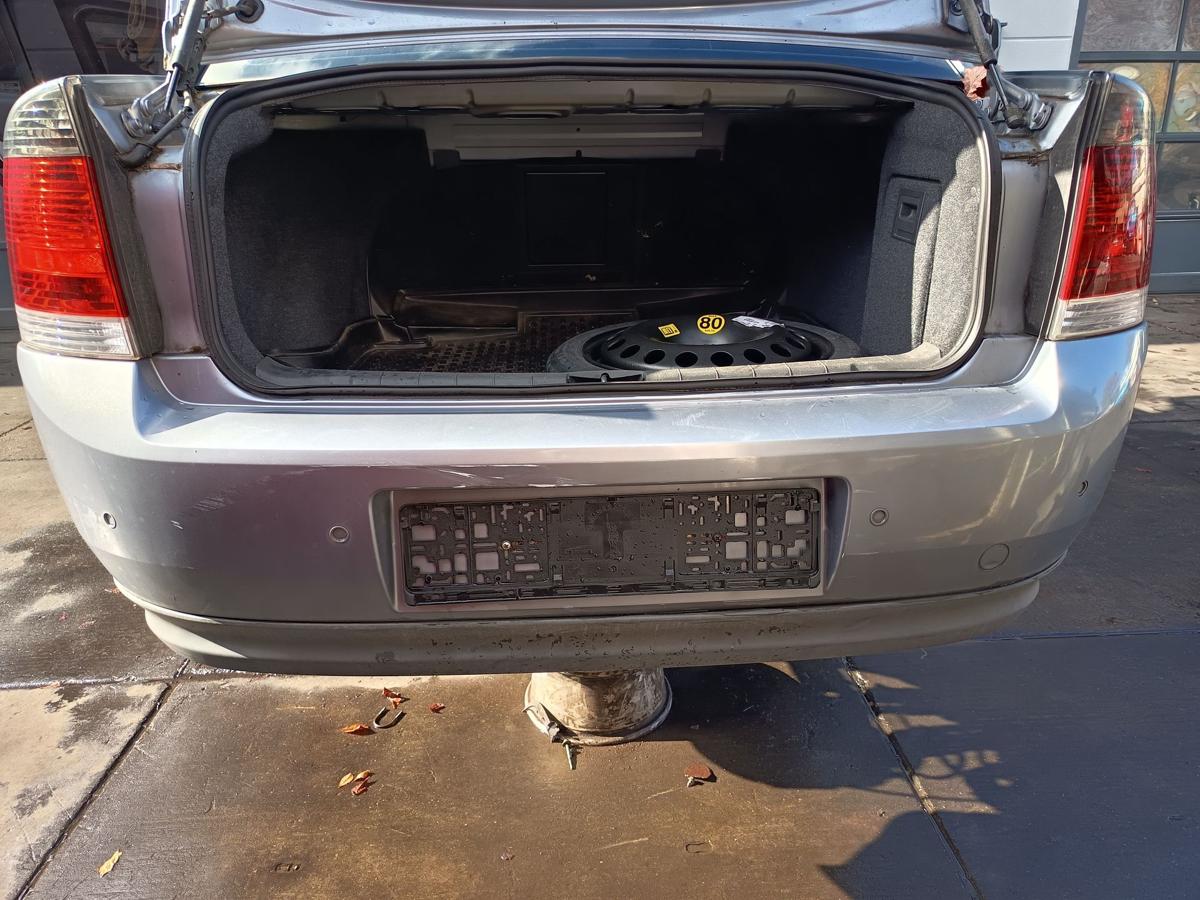 Opel Vectra C original Stoßstange Fänger hinten/Heck Z163 Lichtsilber Bj 2004