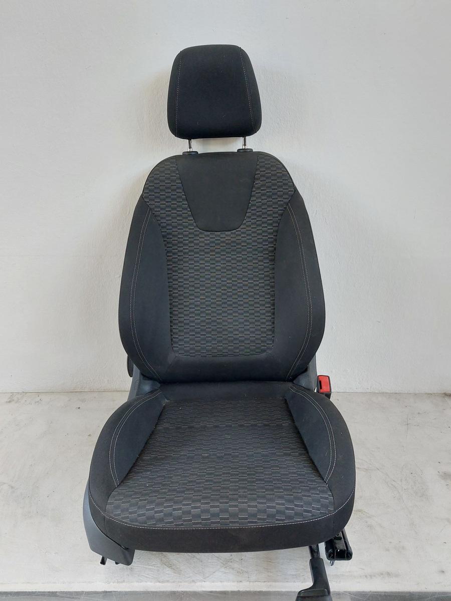 Opel Astra K B16 Kombi Sitz vorn rechts Beifahrersitz mit Heizung Autositz Stoff