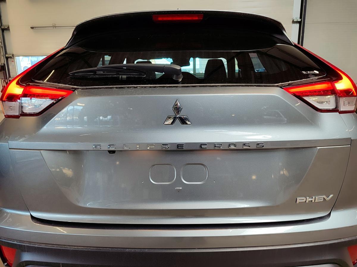Mitsubishi Eclipse Cross original Heckklappe Kofferraumdeckel Heckscheibe U17B