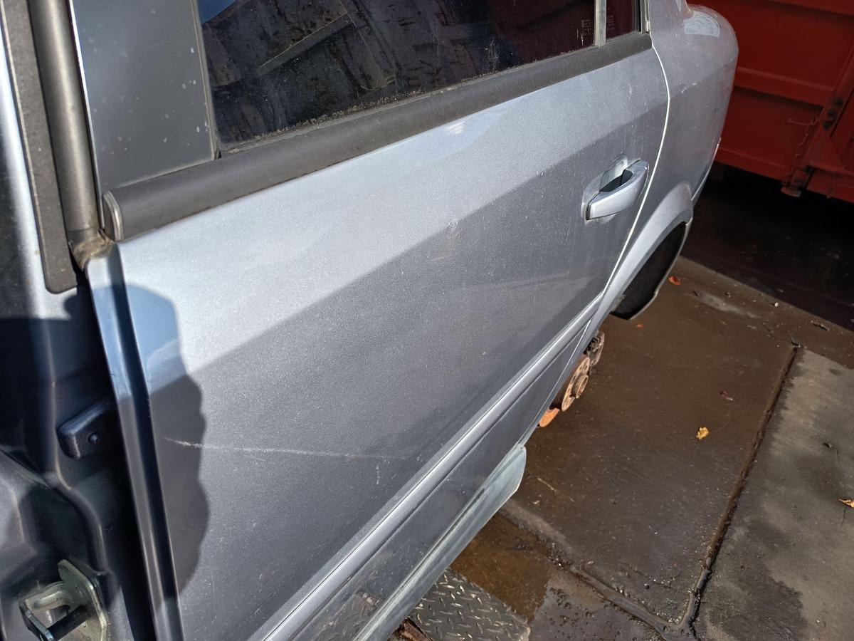 Opel Vectra C original Tür hinten links Fond Z163 Lichtsilber Bj 2004