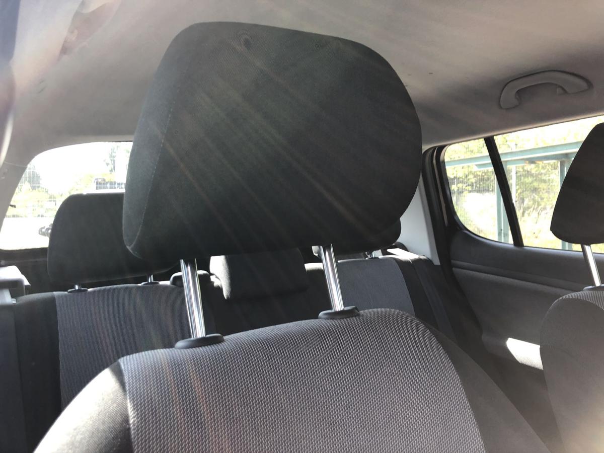 Skoda Fabia 5J Sitz vorn rechts Stoff ohne Heizung Beifahrersitz Autositz