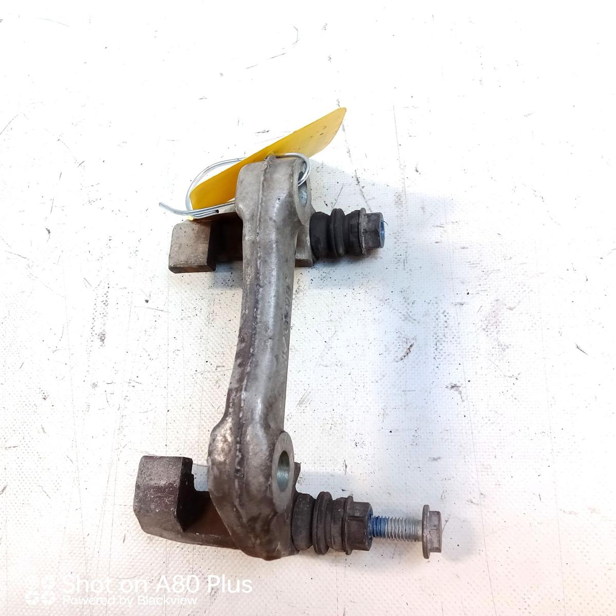 Audi TT 8N Quattro original Bremssatteltr&auml;ger Hinterachse links 256x22mm Bj2003