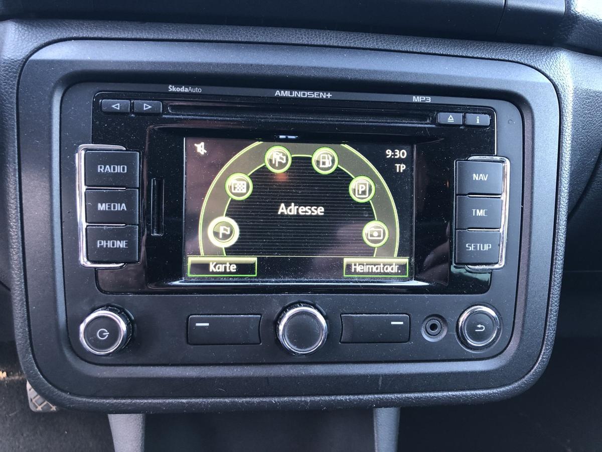 Skoda Fabia II 2 Typ 5J Radio Navigationssystem Typ RNS315 Navi Autoradio OEM