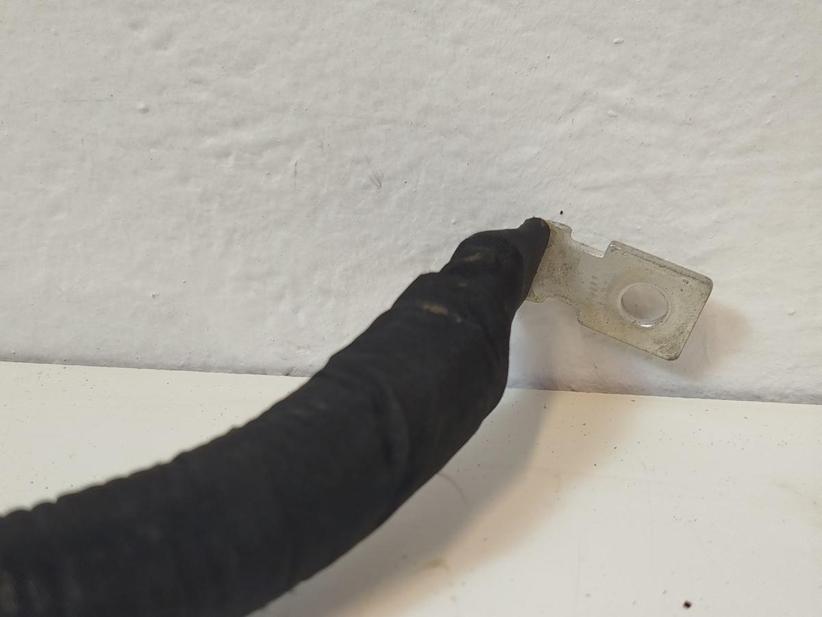 NIO ET7 Elektro Pluskabel 12 Volt Bordnetz Batteriekabel Pluspol OEM