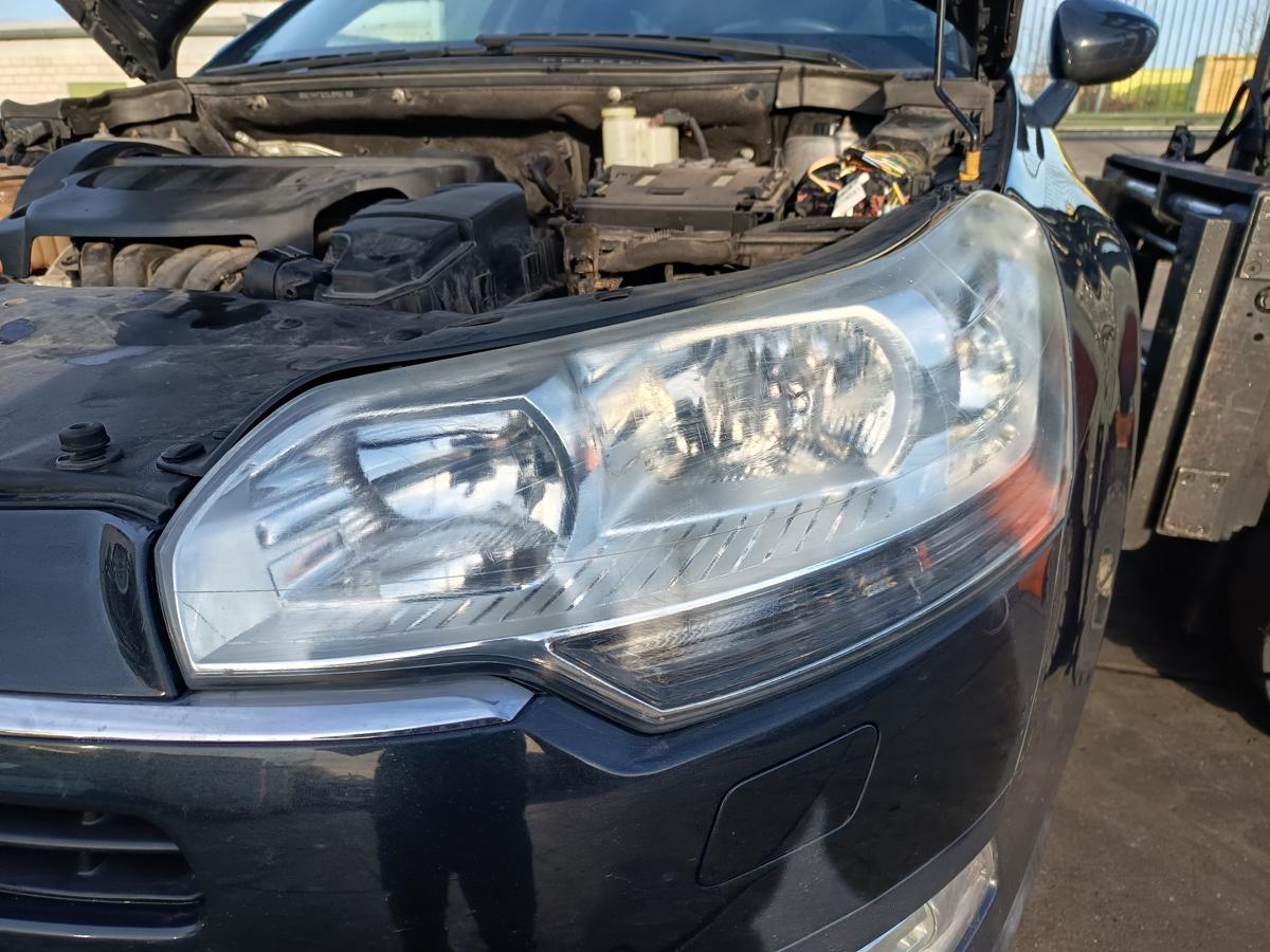 Citroen C5 II Tourer RW orig Scheinwerfer links Halogen vor Facelift Bj 2009