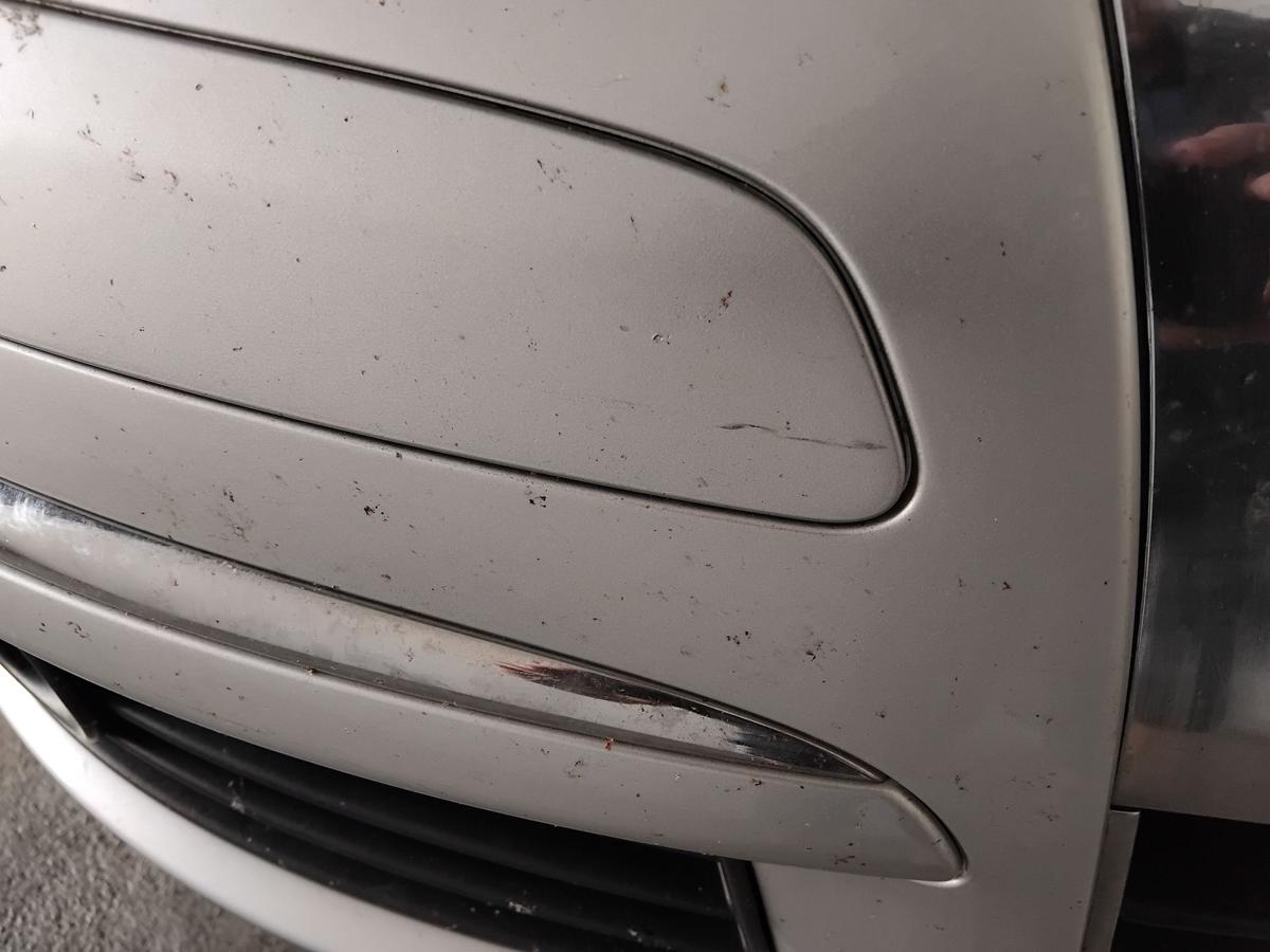 VW Golf 5 Variant orig. Stoßfänger Stoßstange vorn mit SRA und Grill BJ2007 LA7W