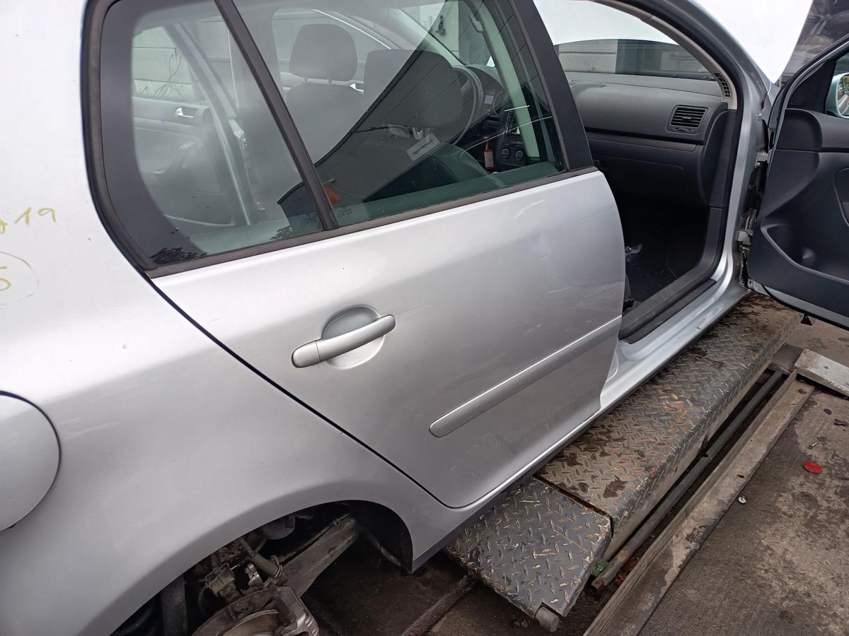 VW Golf V 5 türer original Tür hinten rechts Fond A7W Reflexsilber Bj 2005
