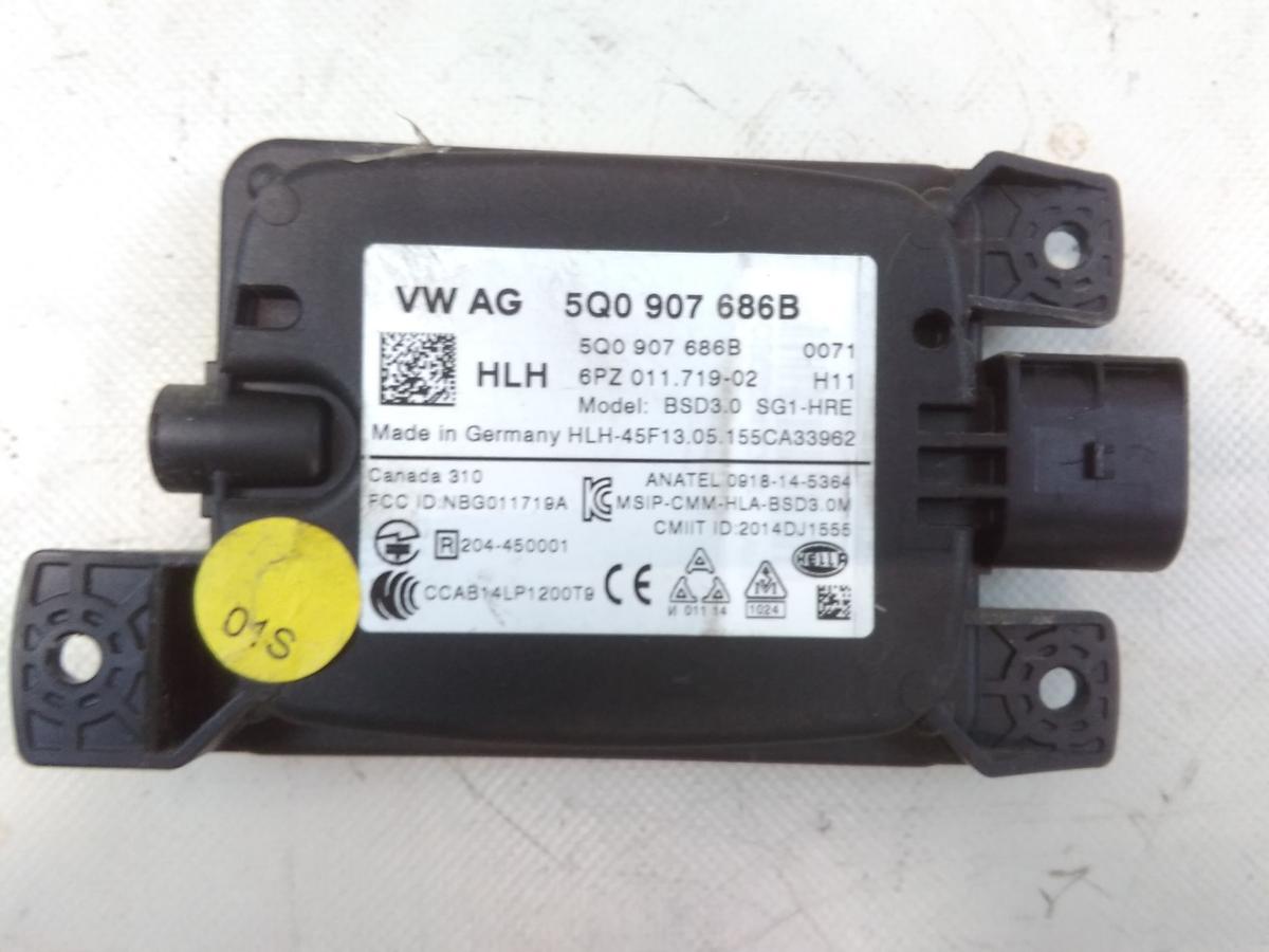 Seat Alhambra 7N original Totwinkelsensor hinten rechts 5Q0907686B Bj.2015