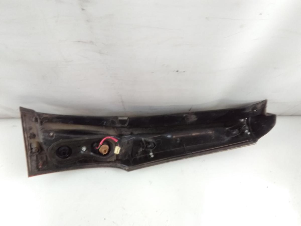 Mitsubishi Grandis original Rückleuchte Heckleuchte links teil LED Bj.2008