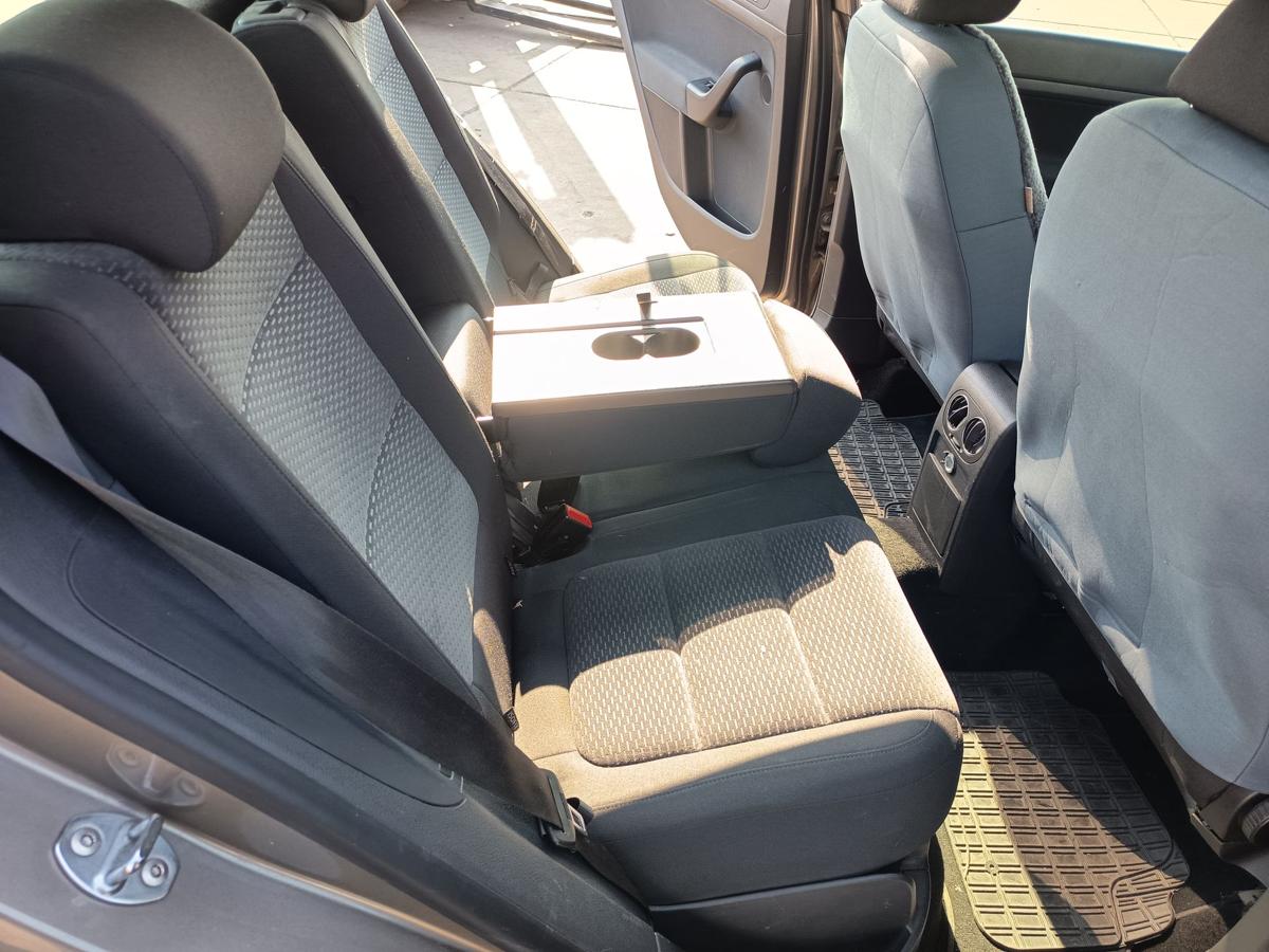 Golf Plus II original R&uuml;cksitzbank geteilt Stoff Titanschwarz Armlehne Bj 2009