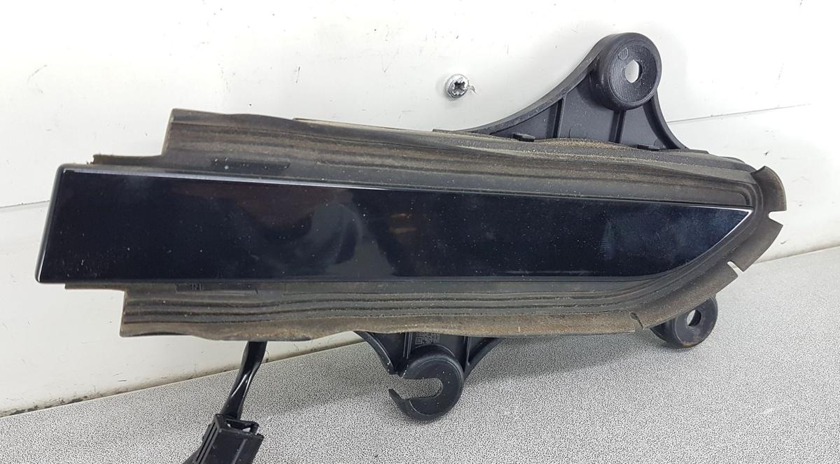 Tesla Model X T&uuml;rgriff hinten links in schwarz Bj2022 Model ab Bj2021 Taster