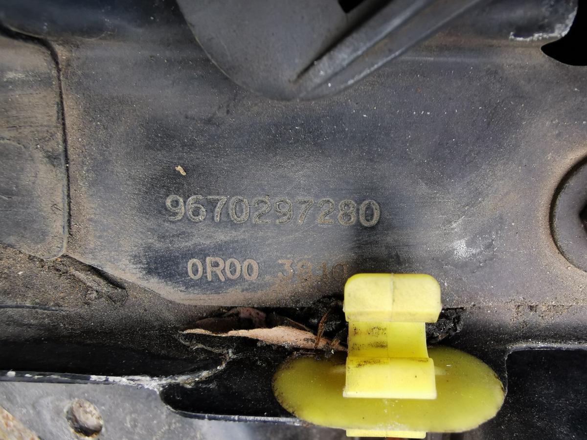 Peugeot 206+ 2M Kotflügel Fender Seitenwand vorn links KTV Schwarz Perla Nera