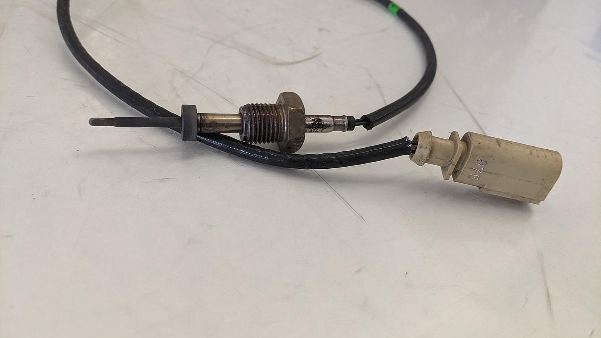 Abgastemperatursensor NTK Sensor Fühler Abgastemperatur Skoda Octavia 5E