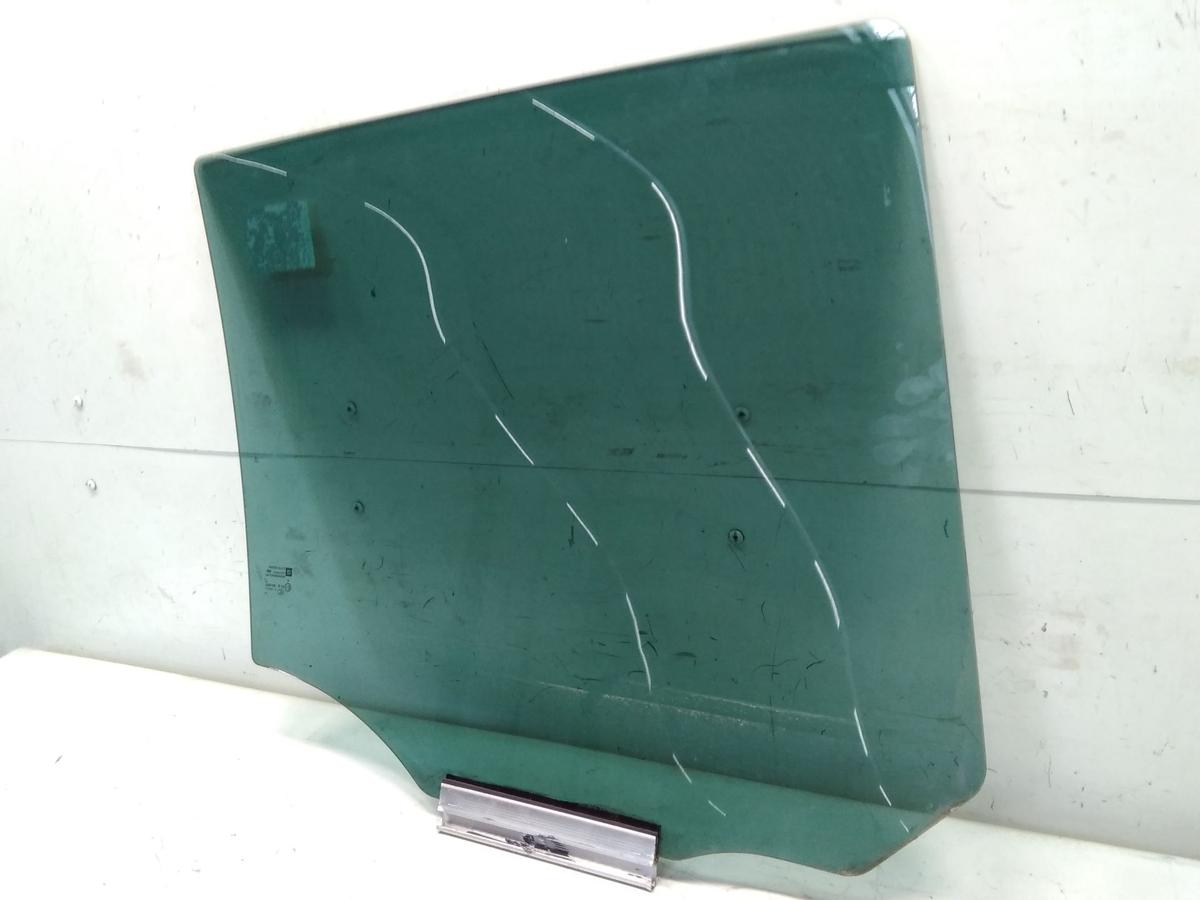 Opel Zafira B Türscheibe hinten links original abgedunkelt BJ2008