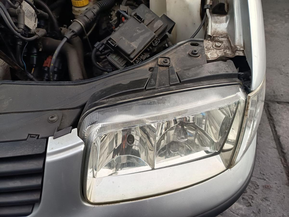 VW Polo III 6N2 original Scheinwerfer links Halogen Haupt Licht Front Bj 2001