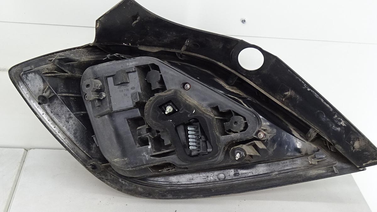 Opel Astra H Rückleuchte Rücklicht rechts Bj2006 24451837 5 Türig