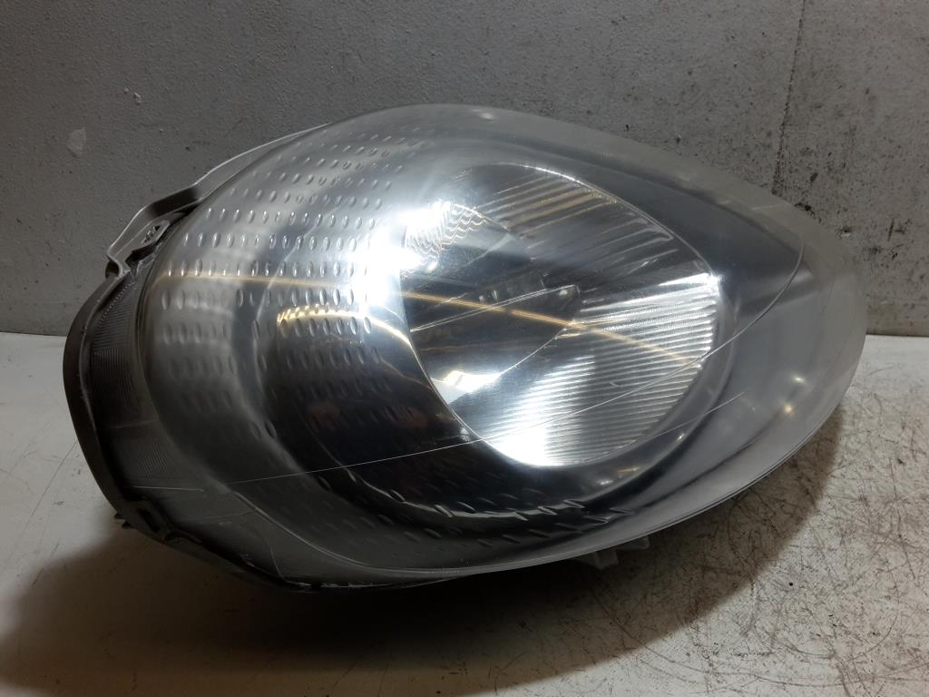 Renault Trafic 2 BJ 2006 Scheinwerfer vorn rechts 01-06 Lampe 7700311372 91165720