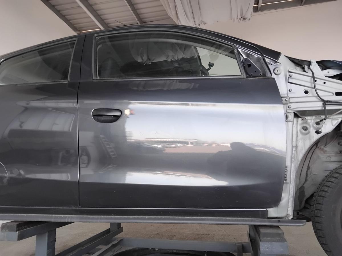 Mitsubishi Space Star A0 T&uuml;r vorn rechts Beifahrert&uuml;r A02 Cosmos Grau BJ2014