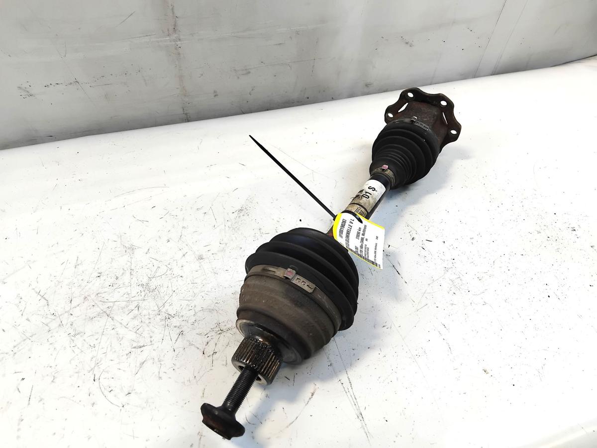 Audi A5 Coupe 8T Antriebswelle Gelenkwelle vorn links 2.7TDI Multitronic Bj.2007