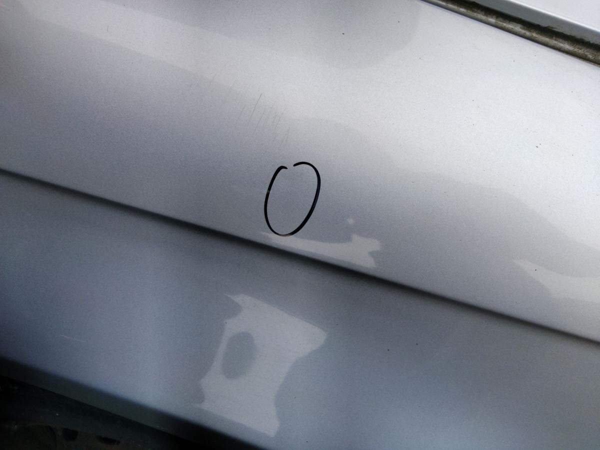 Audi A4 8E B7 original Kotflügel vorn rechts lichtsilber LY7W BJ2006