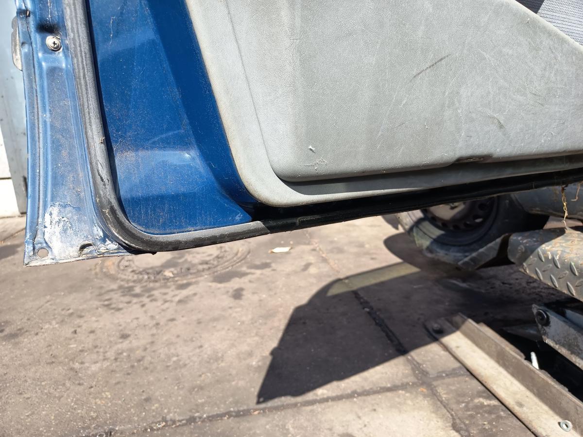 Mercedes W/S 124 original T&uuml;r vorn links Fahrer 900 Surfblau Bj 1988