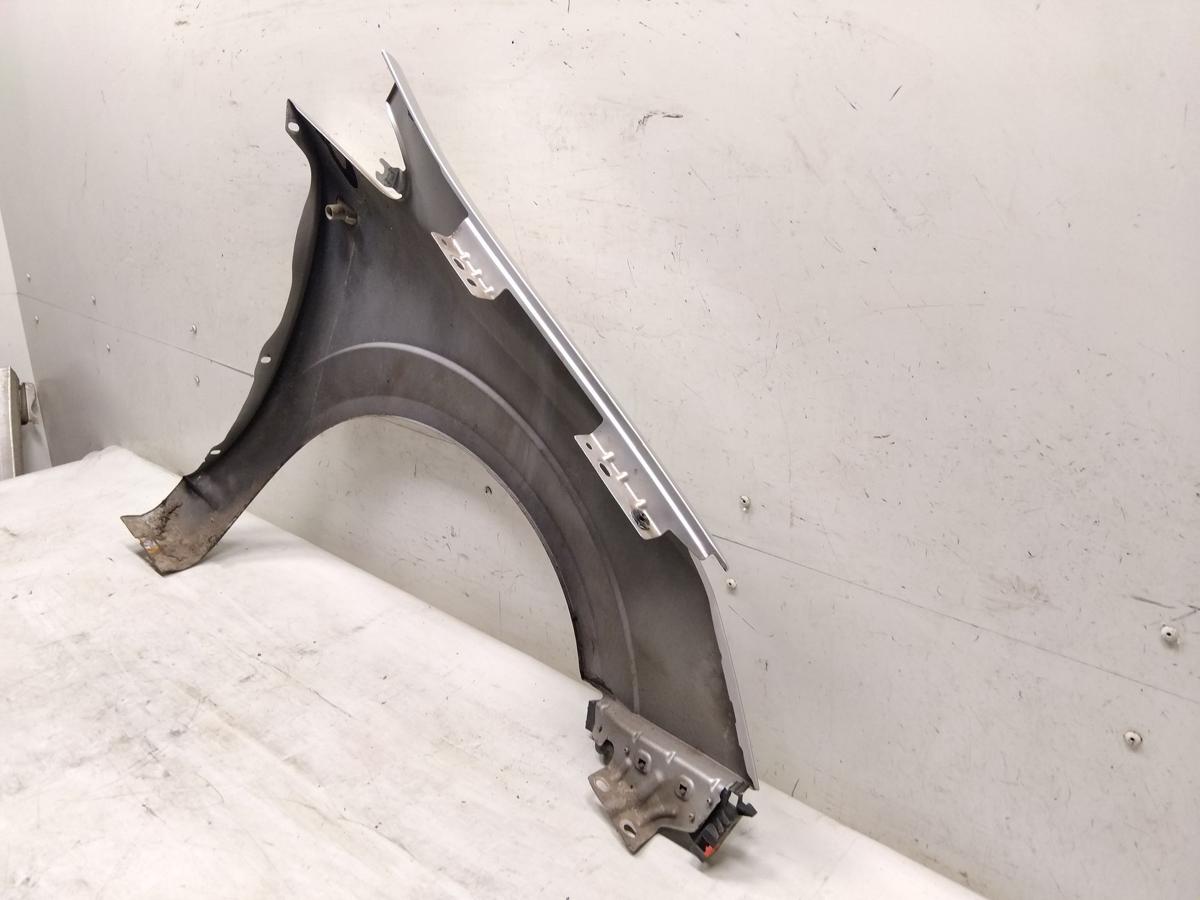 Opel Zafira B original Kotfl&uuml;gel vorn links argonsilbermetallic Bj.2009