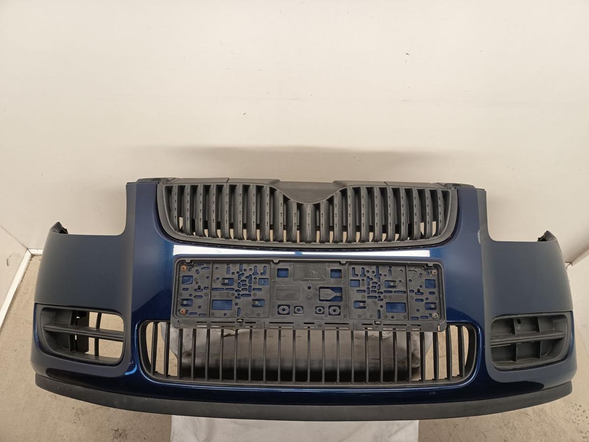 Skoda Fabia II 5J originaler Stoßfänger, Stoßstange vorn LF5Q-Stormblau Bj 2009