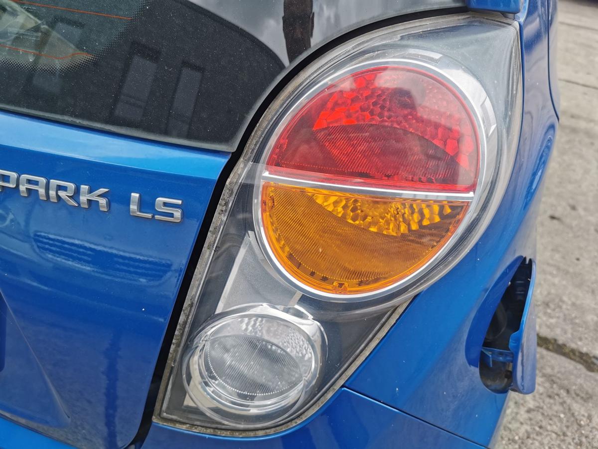 Chevrolet Spark M300 Rückleuchte Schlussleuchte Rücklicht hinten rechts bis 2012