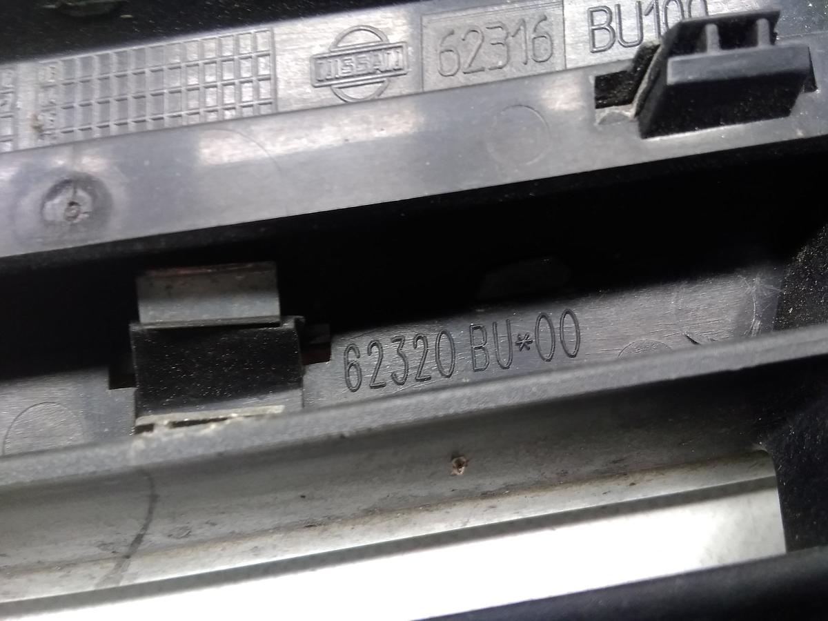 Nissan Almera Tino Bj.2001 original Kühlergrill Einsatz rechts schwarz chrome