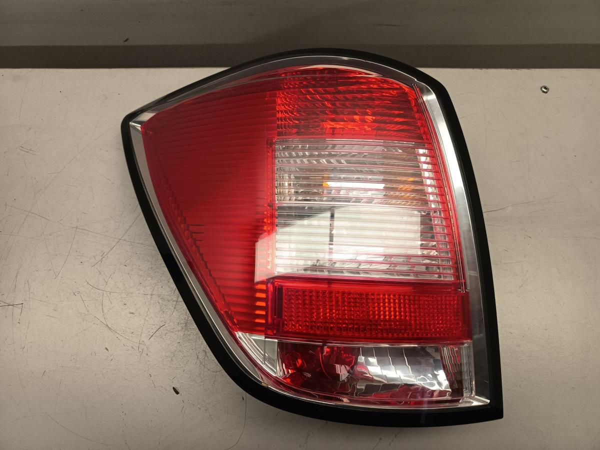 Opel Astra H Caravan ab 2007 original Rück-Heck-Schlussleuchte links Facelift