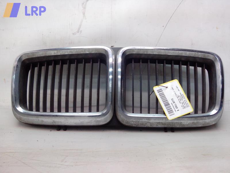 GRILL MITTE; Grill M; 730I-750IL; E32 AB 09/86; 51131964863;