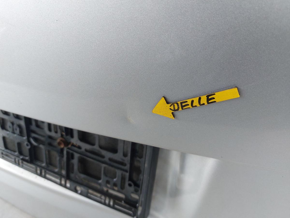VW Touran 1T Heckklappe mit Heckscheibe 2003 bis 2010 LA7W Reflexsilber Metallic