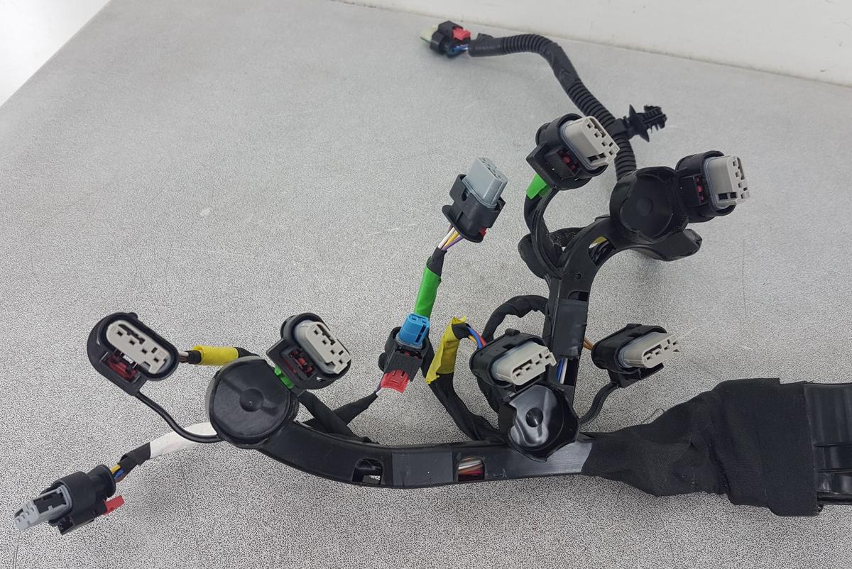 Tesla Model Y Kabelbaum W&auml;rmetauscher Thermomanagement Motorraum 2068767-00-C