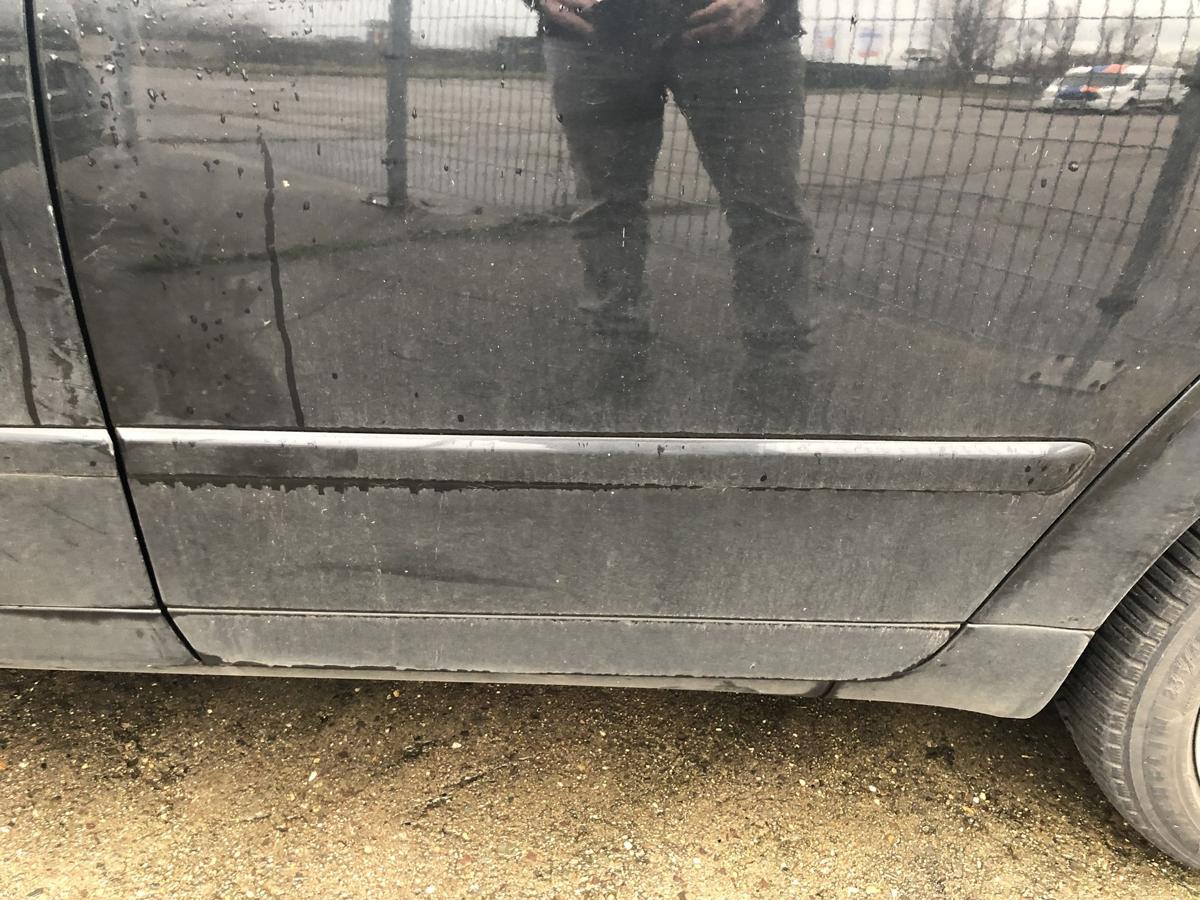 Audi A4 8E B6 Limo T&uuml;r hinten links Fondt&uuml;r LZ9W Ebonyschwarz Rohbau