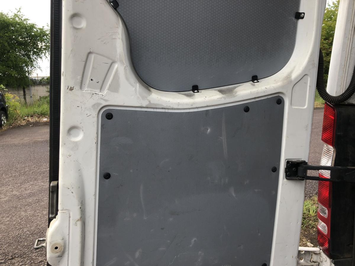Mercedes Sprinter W906 Hecktür Heckflügeltür Flügeltür links H2 Dachhöhe weiss