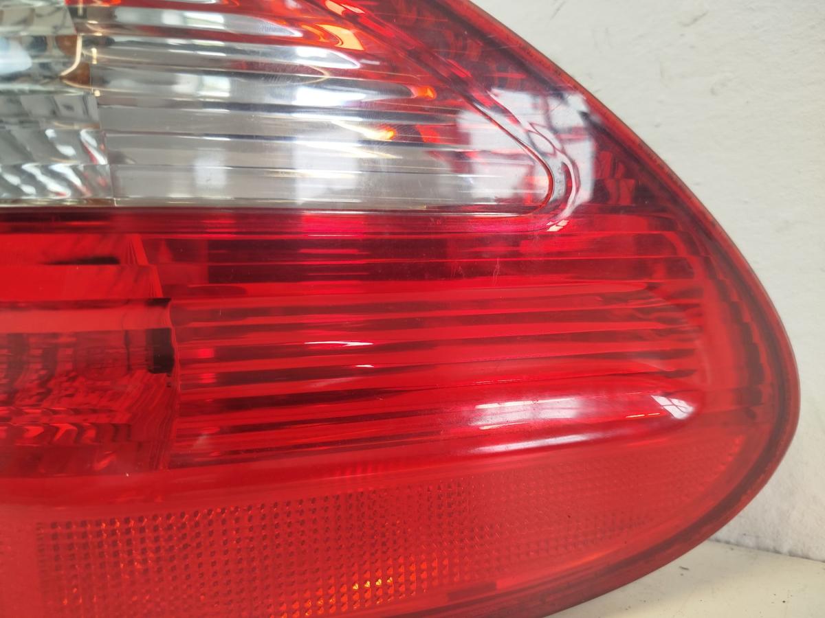 Mercedes E Klasse S211 Mopf R&uuml;ckleuchte au&szlig;en rechts R&uuml;cklicht Heckleuchte OEM