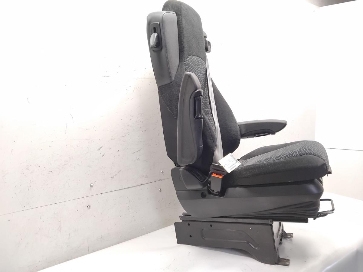 Mercedes Actros MP4 Typ 963 original Komfort-Schwingsitz Grammer Bj.2018