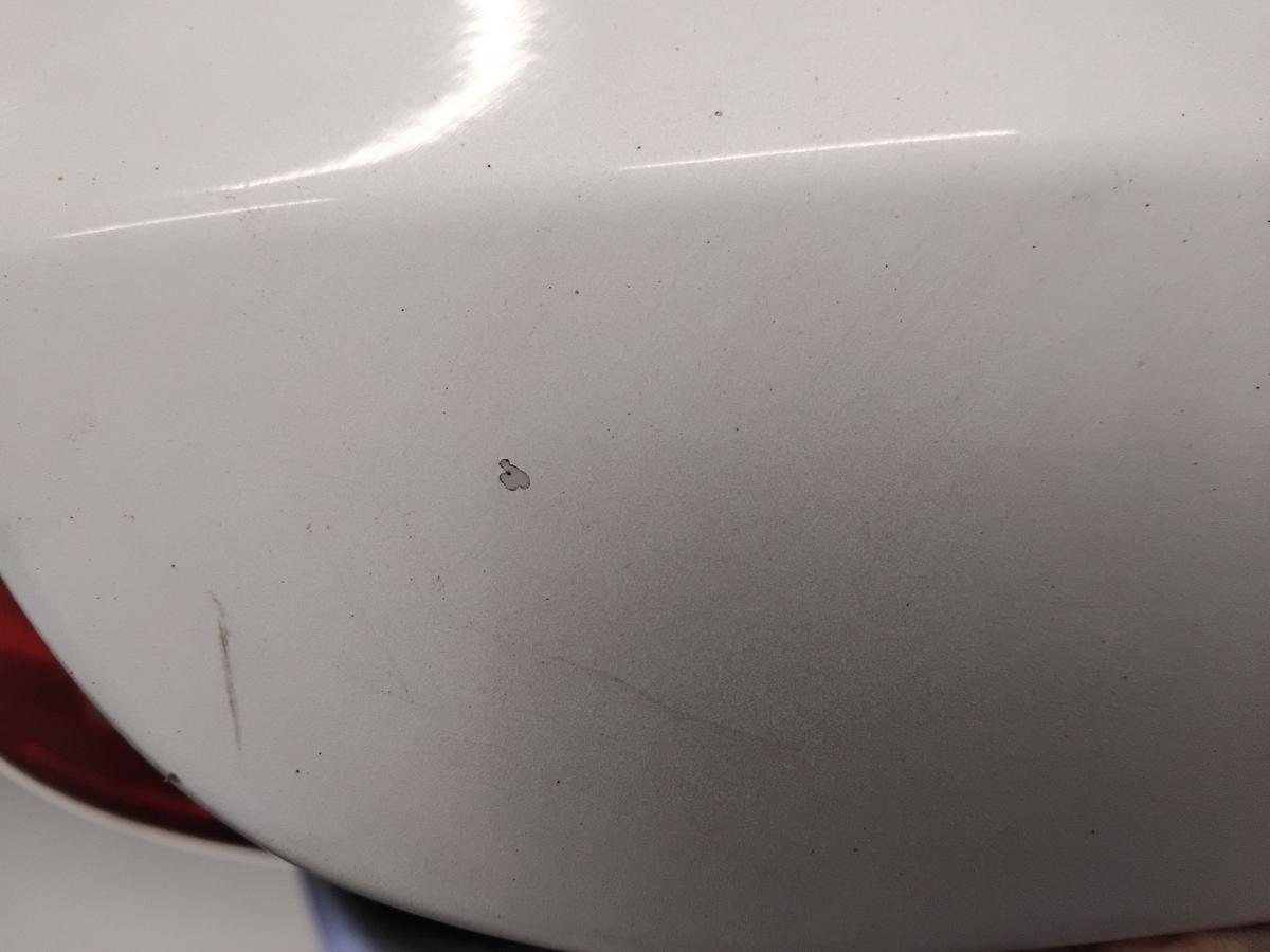 BMW 1er E81 E87 Heckklappe 354 Titansilbermetallic mit Heckscheibe BJ2007