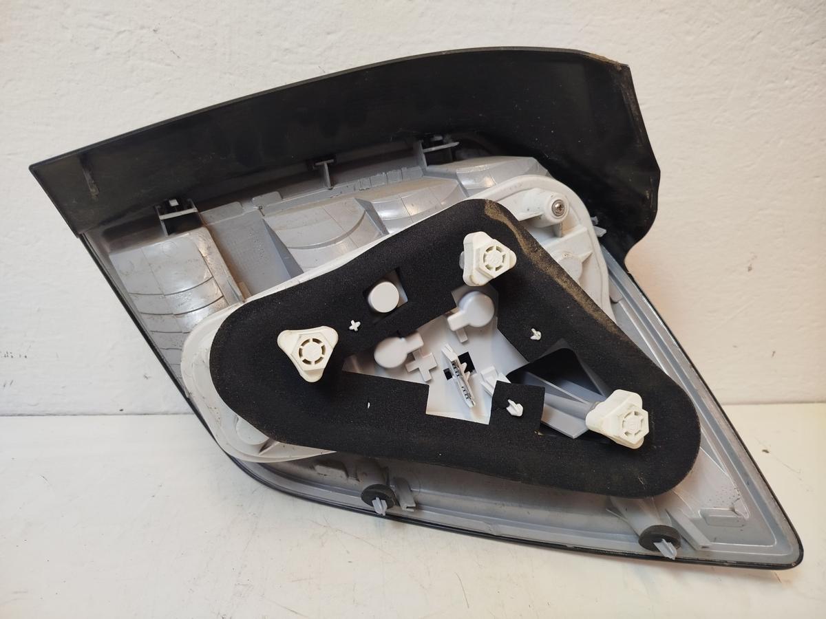 Opel Astra H Caravan Rückleuchte links Rücklicht Heckleuchte Kombi Schlusslicht